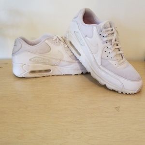 White Nike AirMax